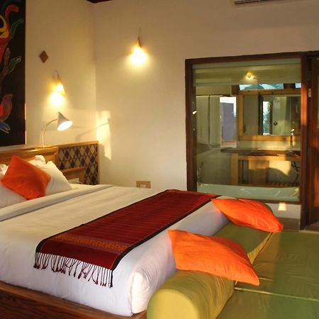 Mermaid Beach Resort Cox's Bazar Esterno foto